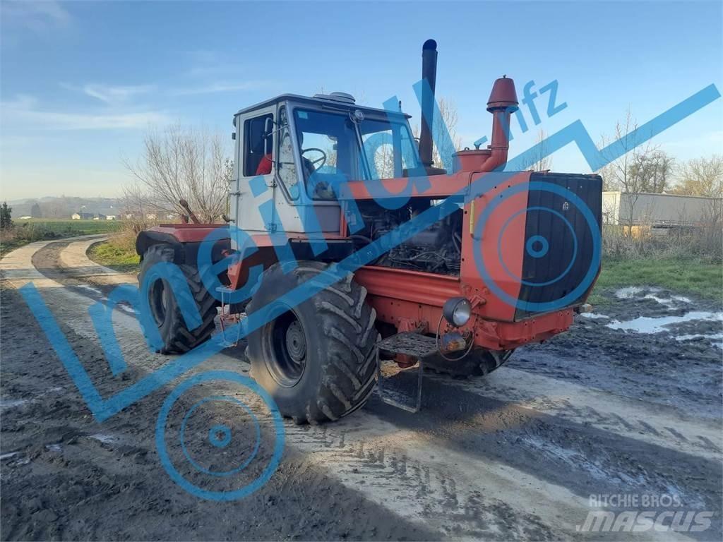 Charkow T 150 Tractoren