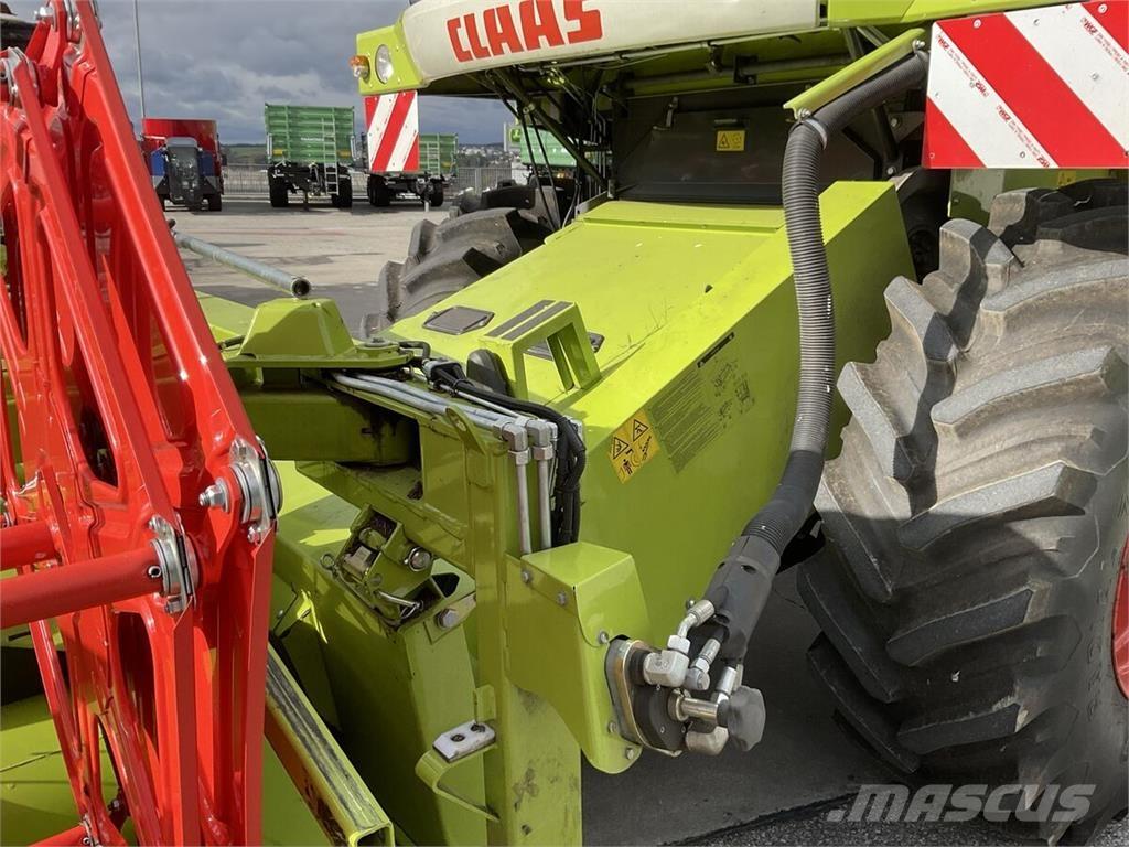 CLAAS AVERO 240 Maaidorsmachines