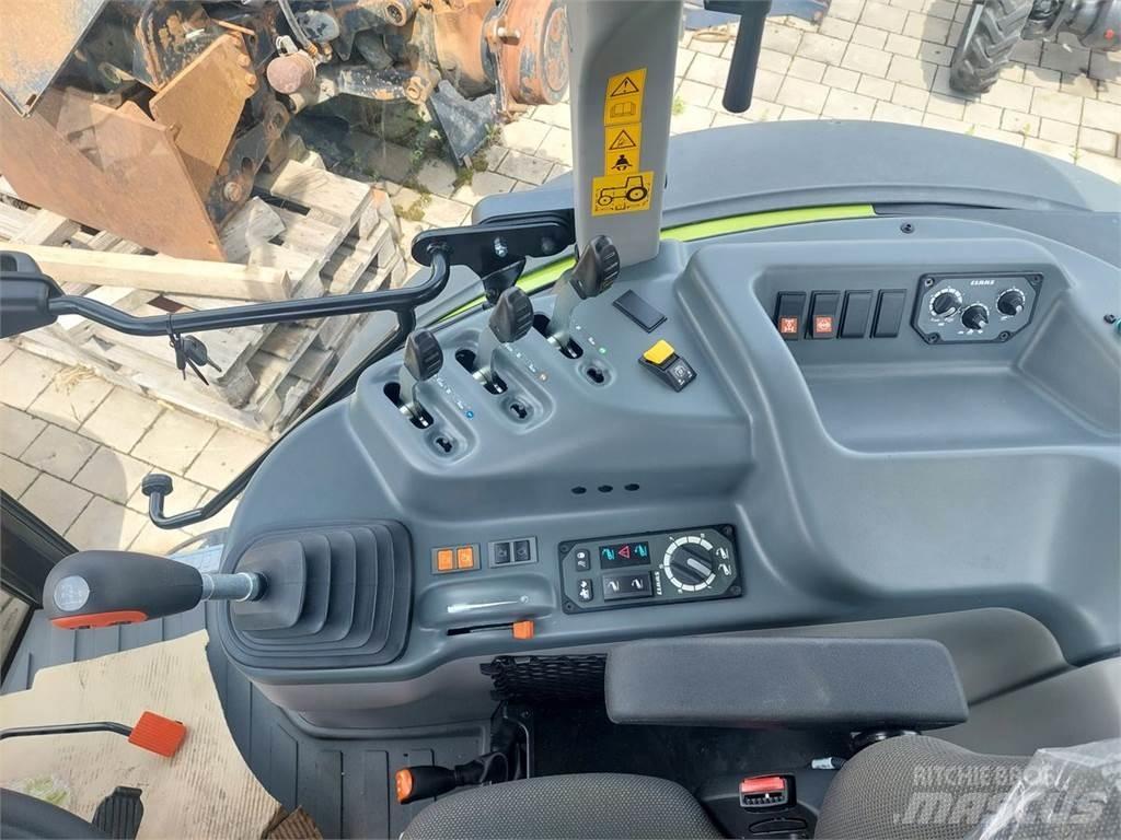 CLAAS Elios 330 Tractoren