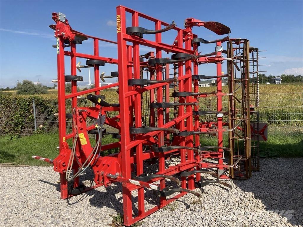 Einböck Taifun Cultivatoren