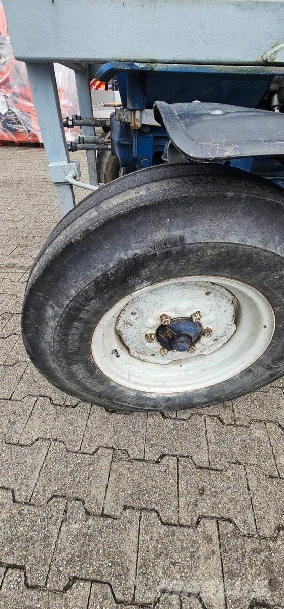 Ford 4000 Tractoren