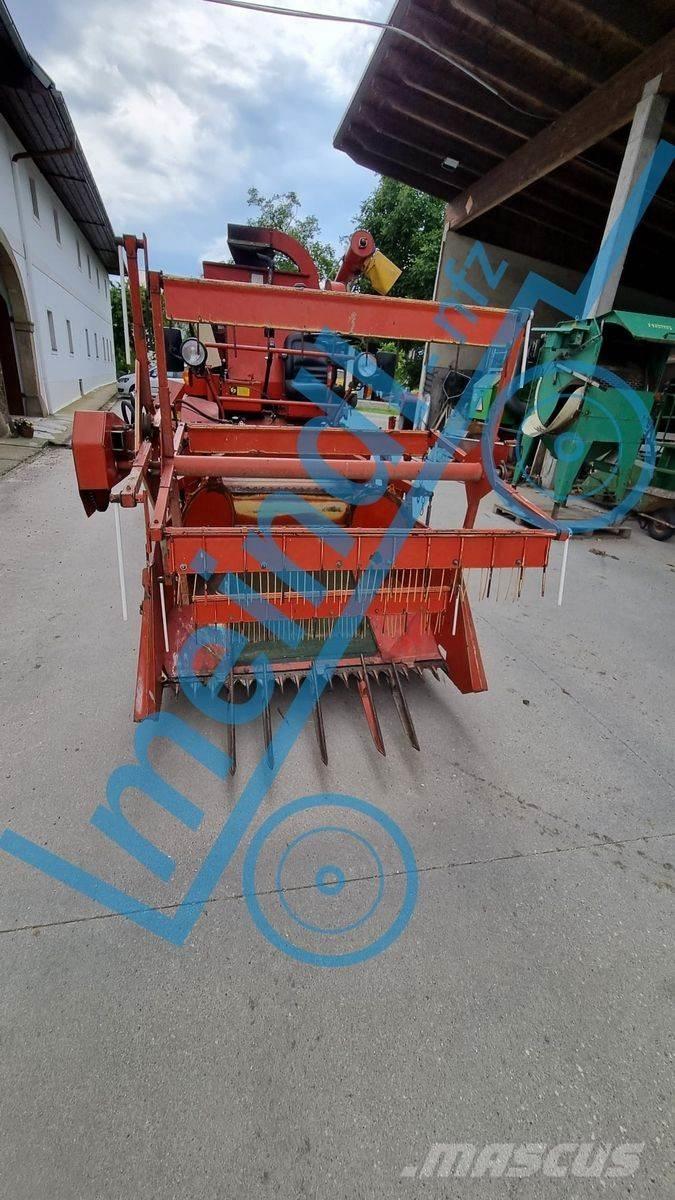  Hege 140 Maaidorsmachines