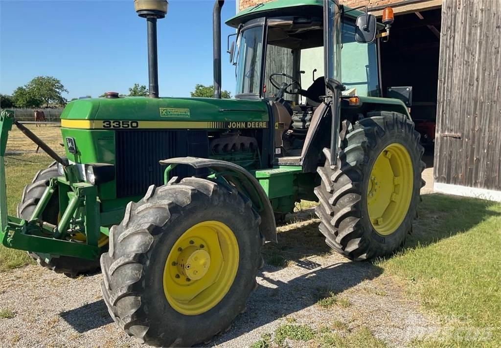 John Deere 3350 Tractoren