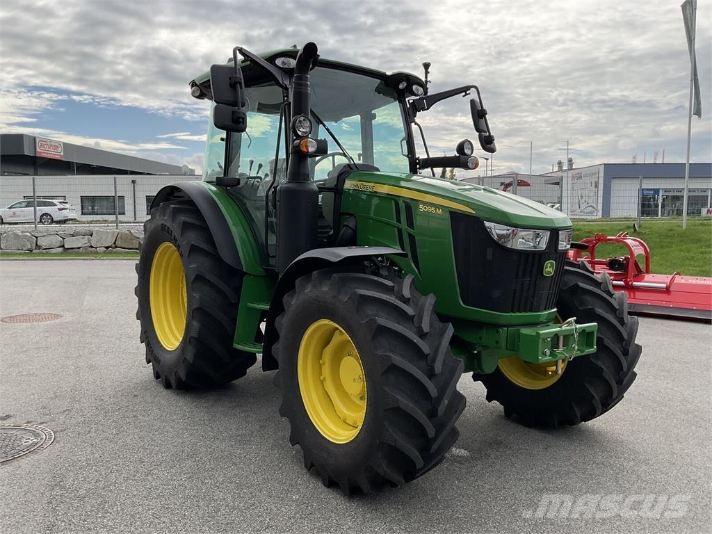 John Deere 5095M Tractoren