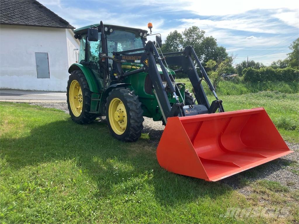 John Deere 5820 Tractoren