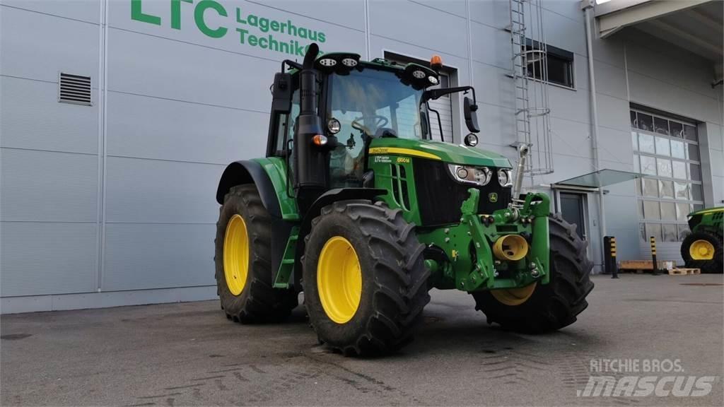 John Deere 6100M Tractoren