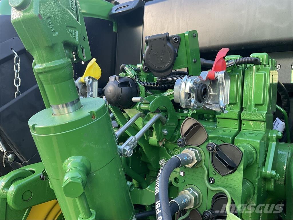 John Deere 6M 145 Tractoren