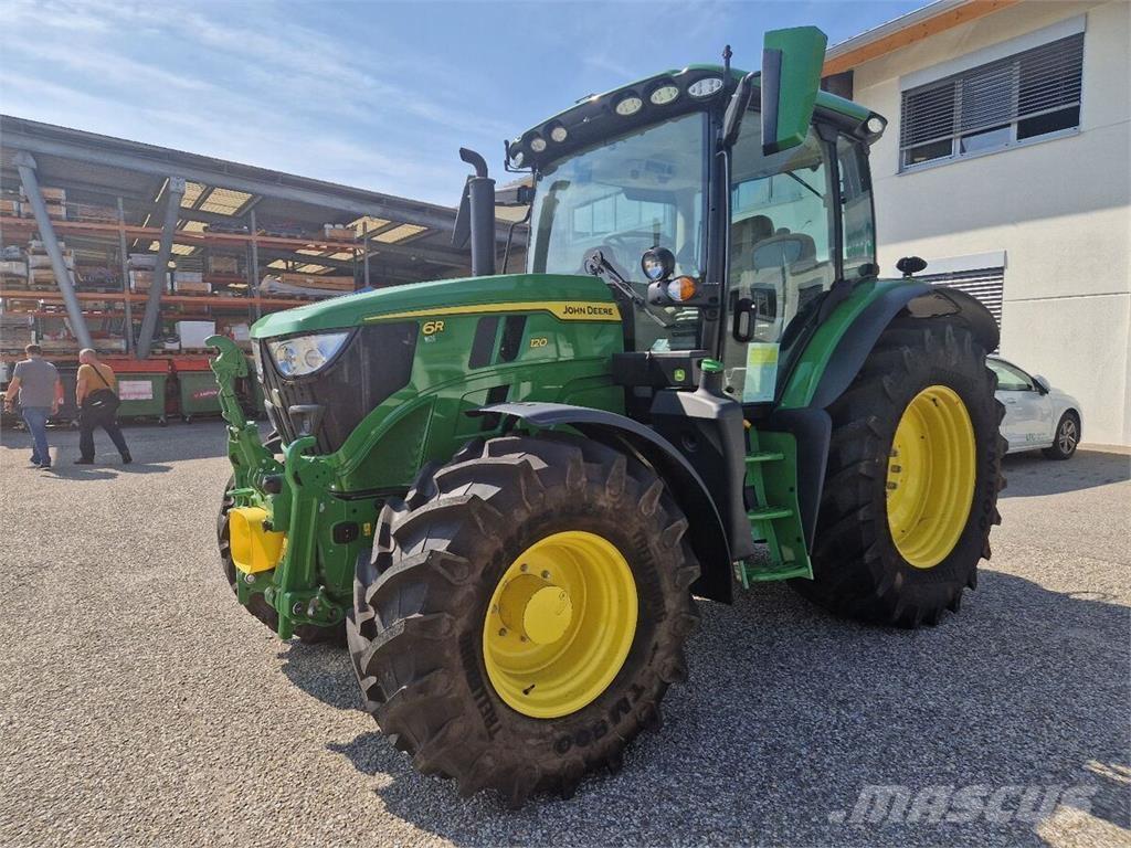 John Deere 6R 120 Tractoren