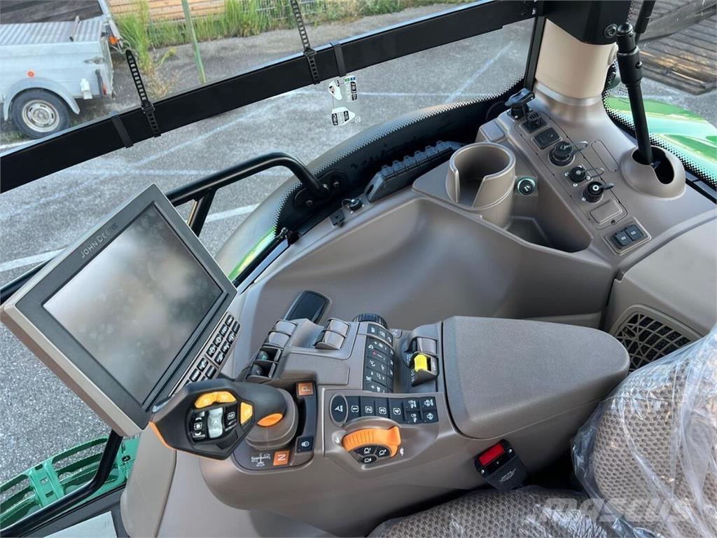 John Deere 6R 130 Tractoren