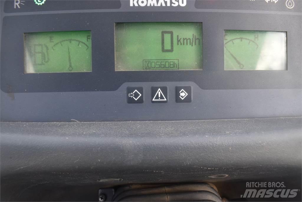 Komatsu WA100M-7 Wielladers
