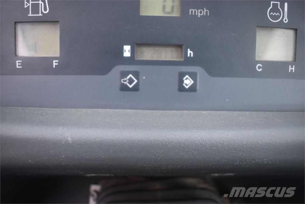 Komatsu WA70-7 Wielladers