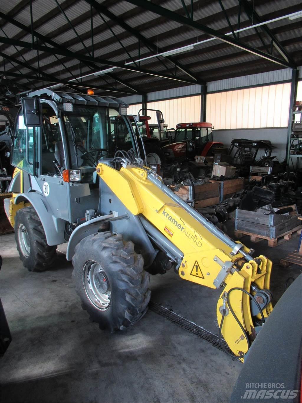 Kramer 750T Voorladers en gravers