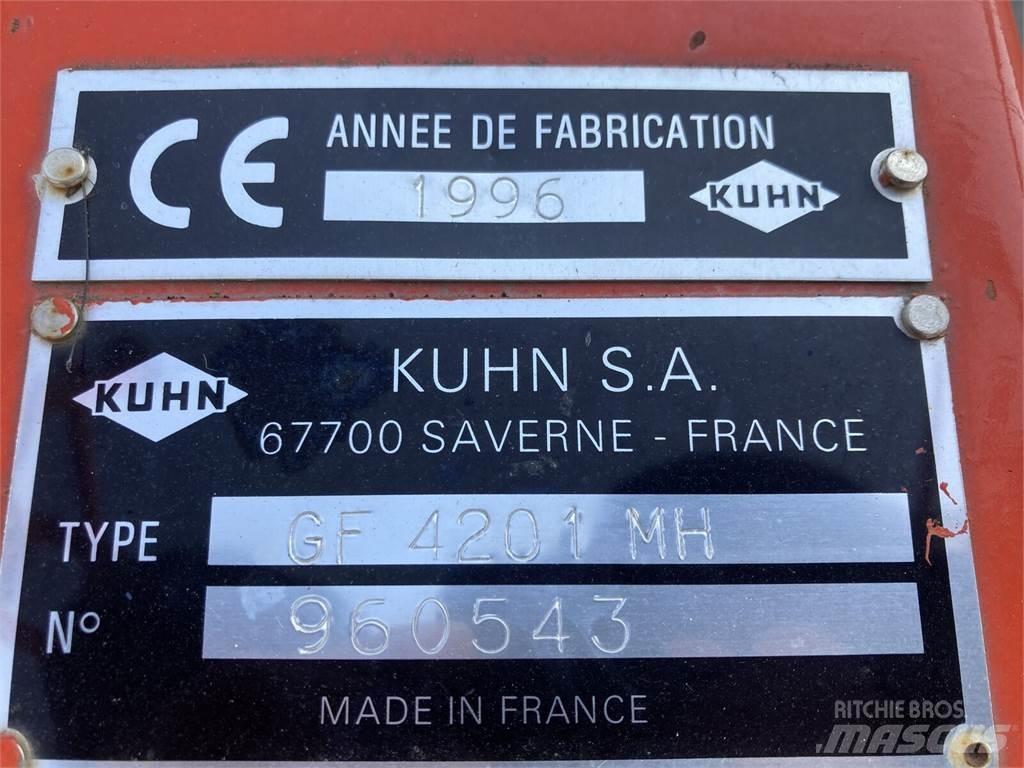 Kuhn GF 4201 HM Schudders