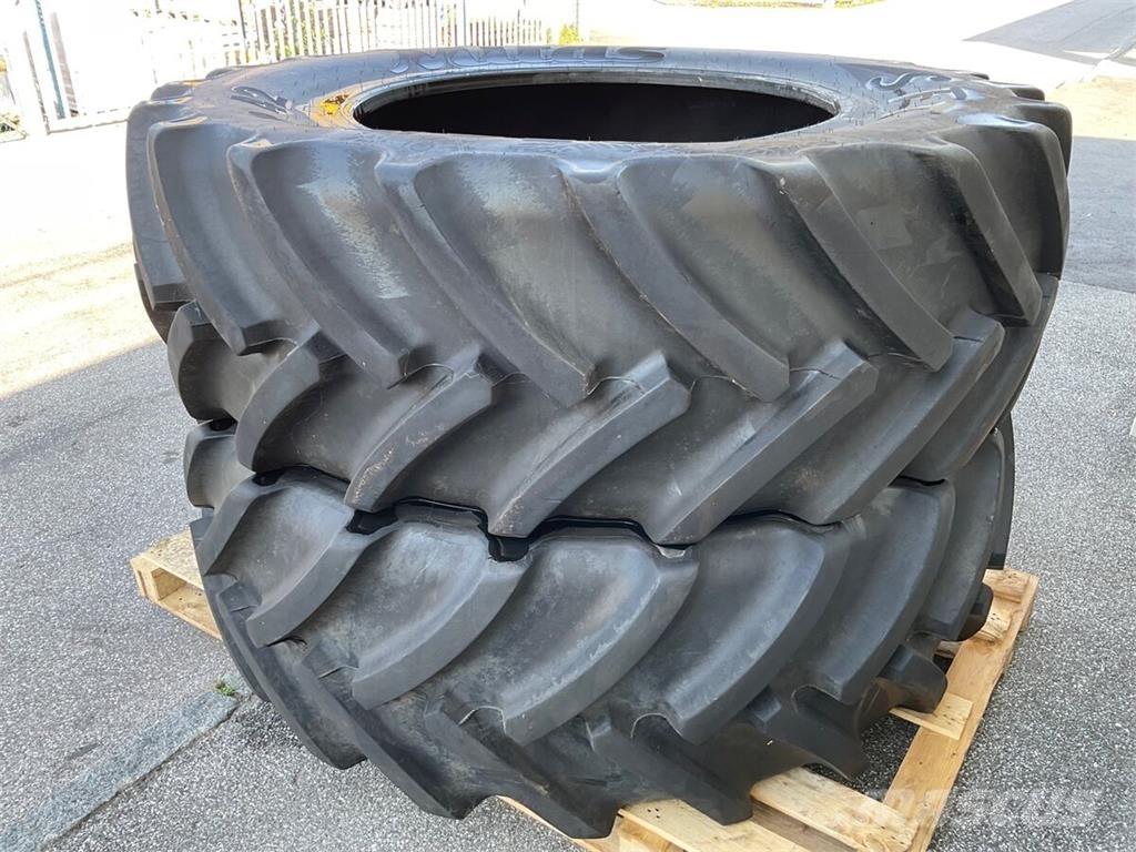 Mitas 650/75 R 42 Banden, wielen en velgen