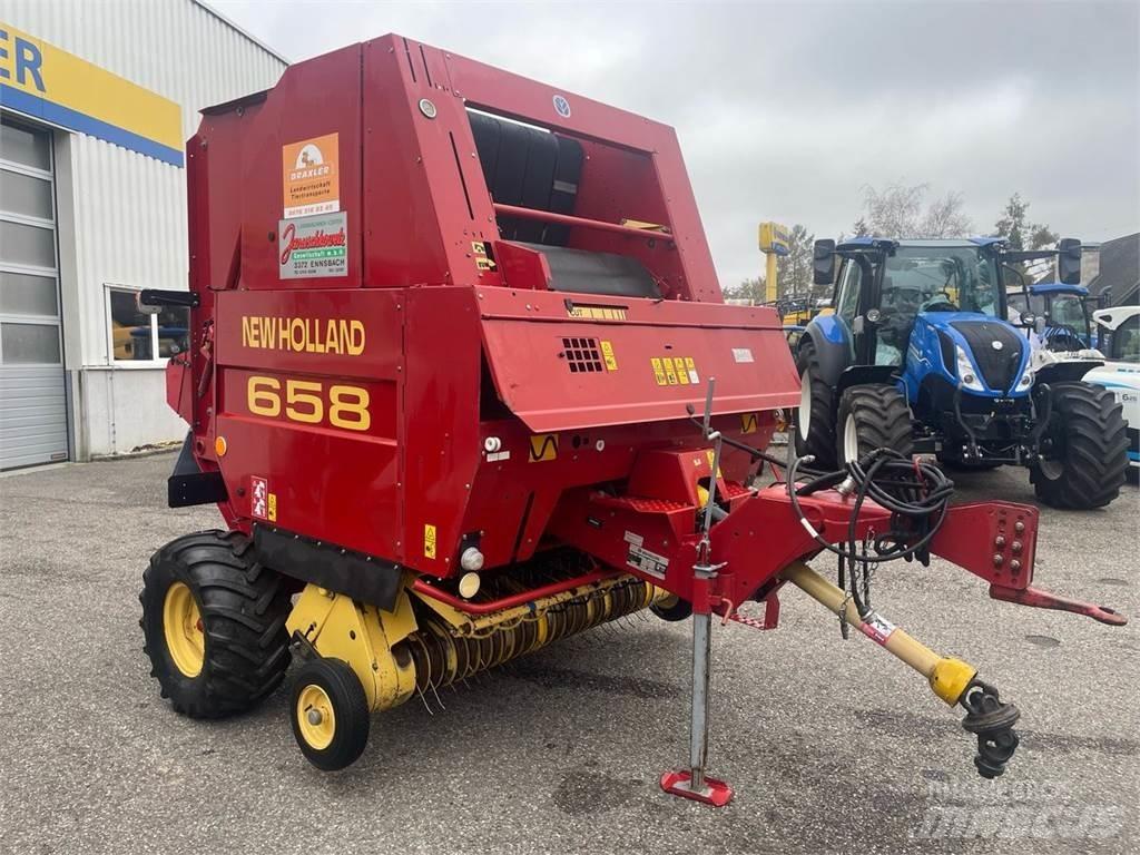 New Holland 658 Ronde-balenpersen