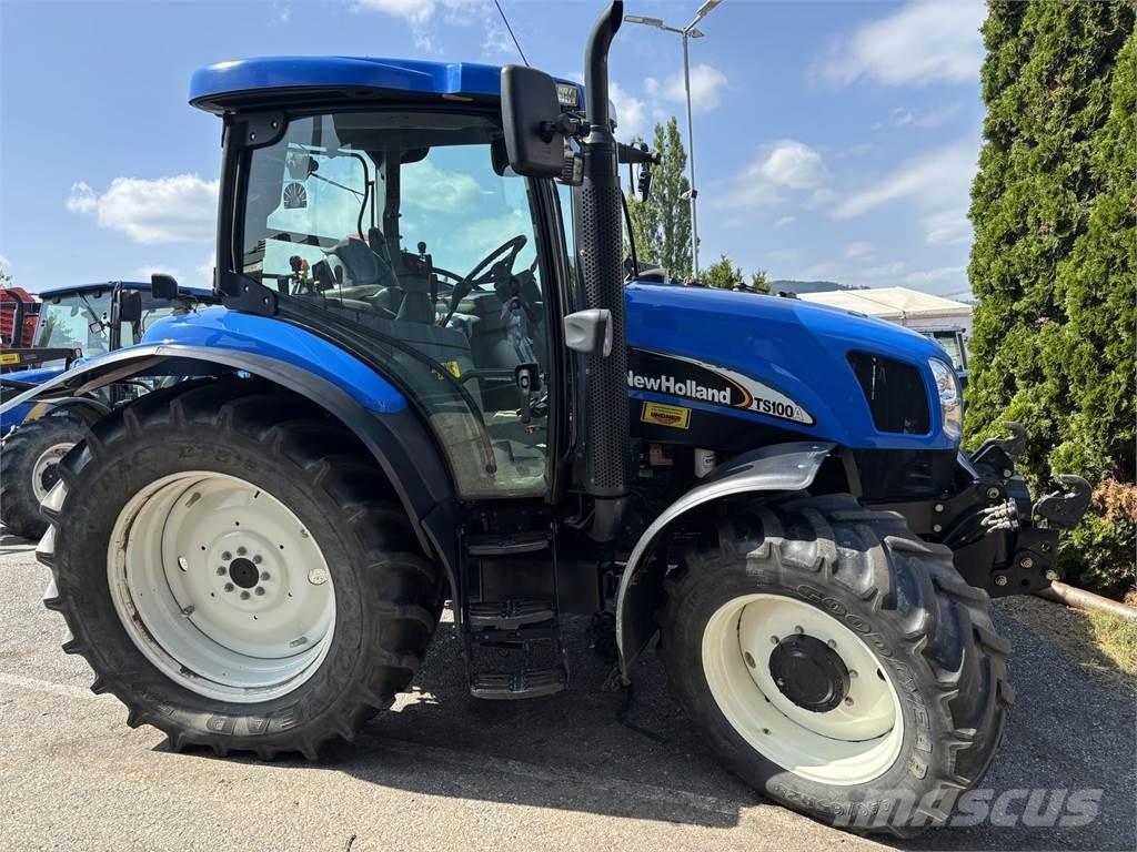 New Holland TS100A Tractoren