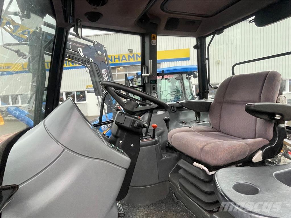 New Holland TS110 Tractoren