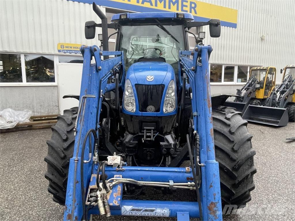 New Holland TS135A Tractoren