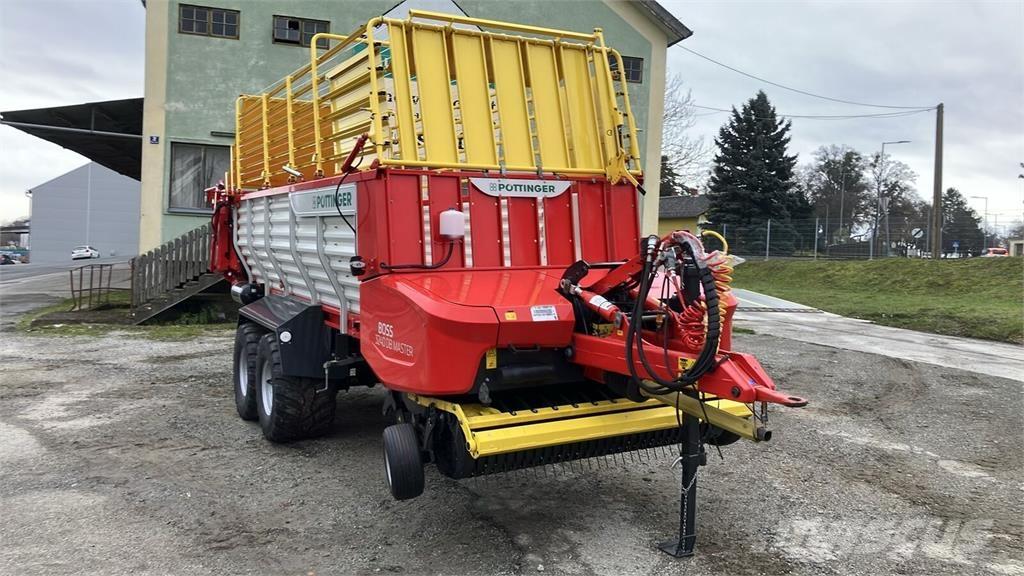 Pöttinger  Opraapwagens