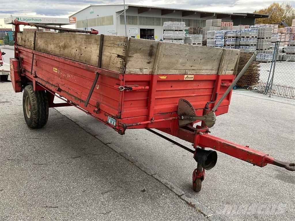 Pöttinger 4000 Mestverspreider