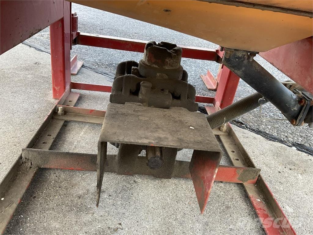 Rau D1 Getrokken spuitmachines