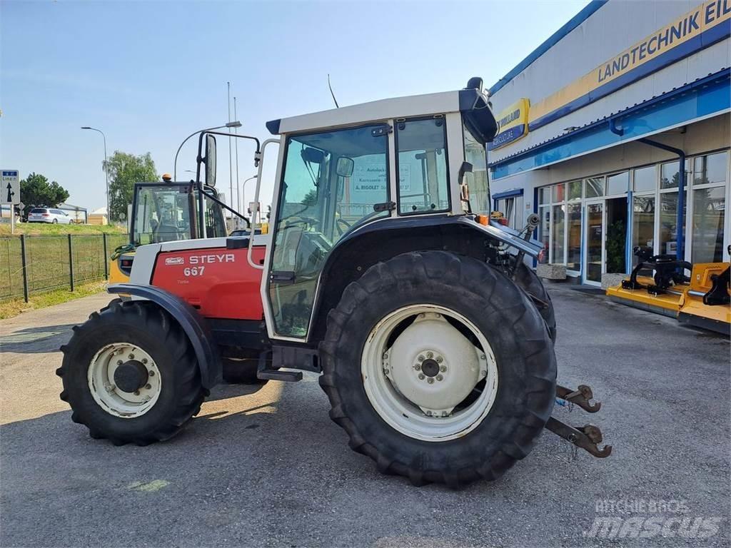 Steyr 667 Tractoren