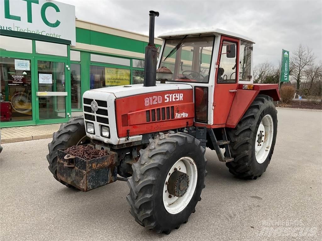 Steyr 8120 Tractoren