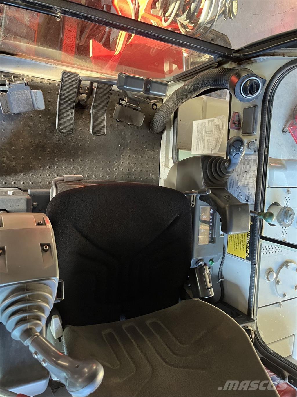 Takeuchi TB 145 Minigraafmachines < 7t