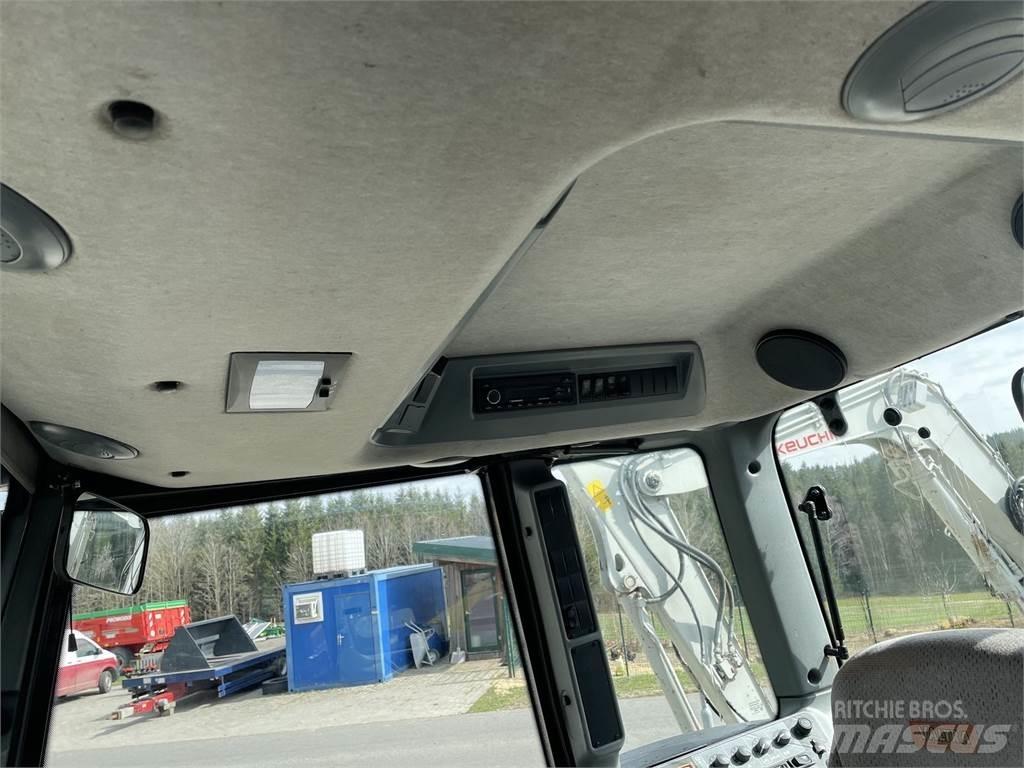 Valtra N 82 Hi-Tech Tractoren