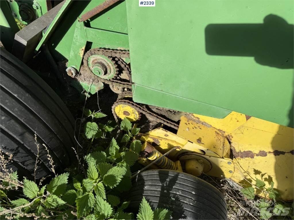 John Deere 550 Ronde-balenpersen