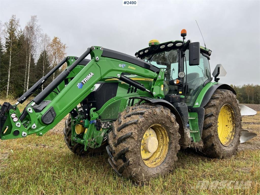 John Deere 6155 R Tractoren