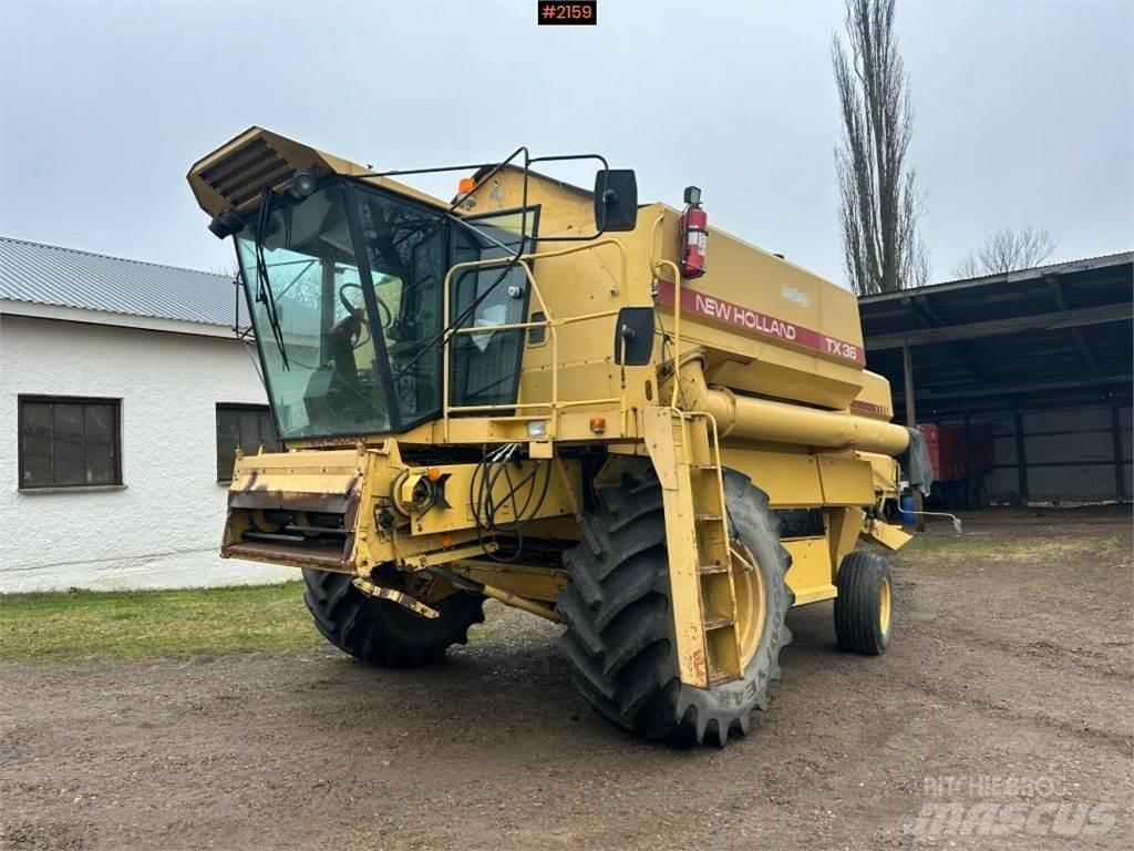 New Holland TX36 Maaidorsmachines