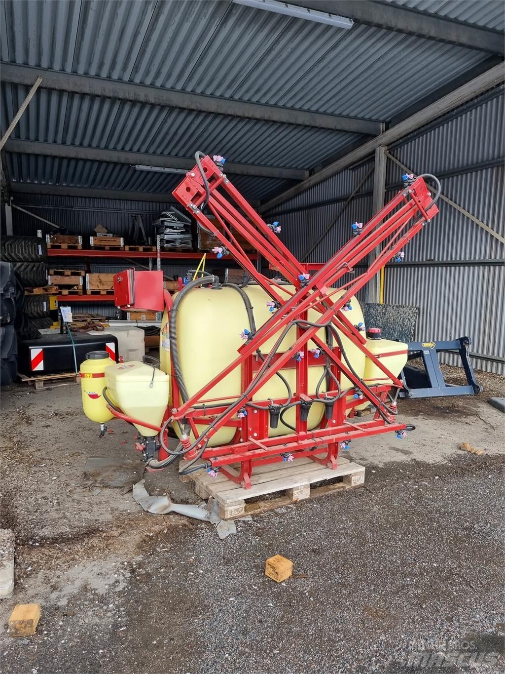 Hardi  Getrokken spuitmachines