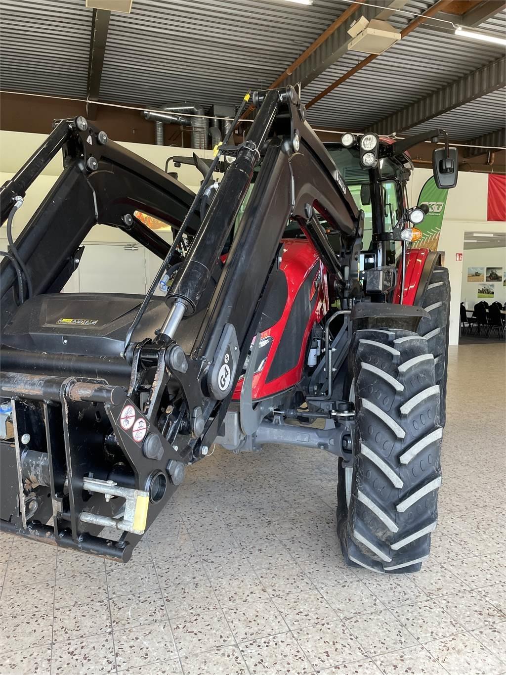 Valtra 135LH Tractoren