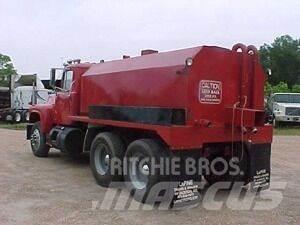 Mack R690ST Water tankwagens