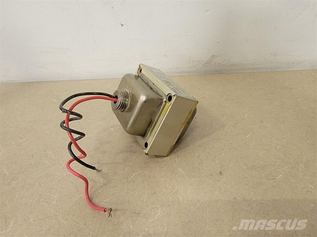  DOUGLAS WR 4075/120 Bouw - Overige