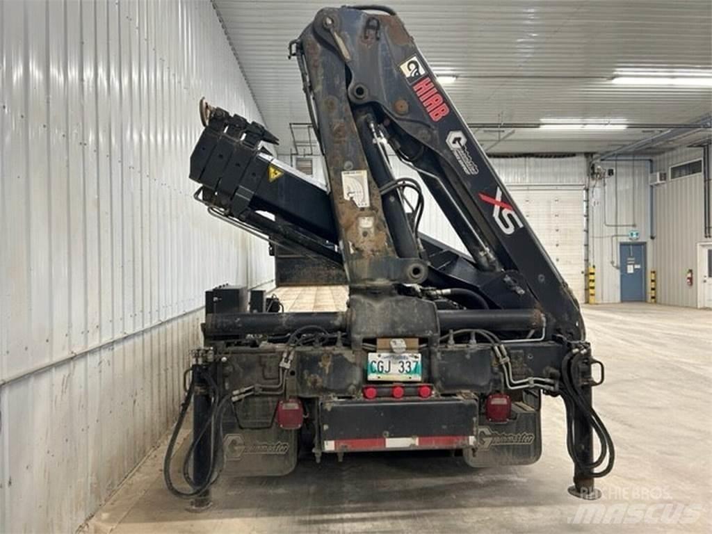 International 4900 Utiliteitsmachines