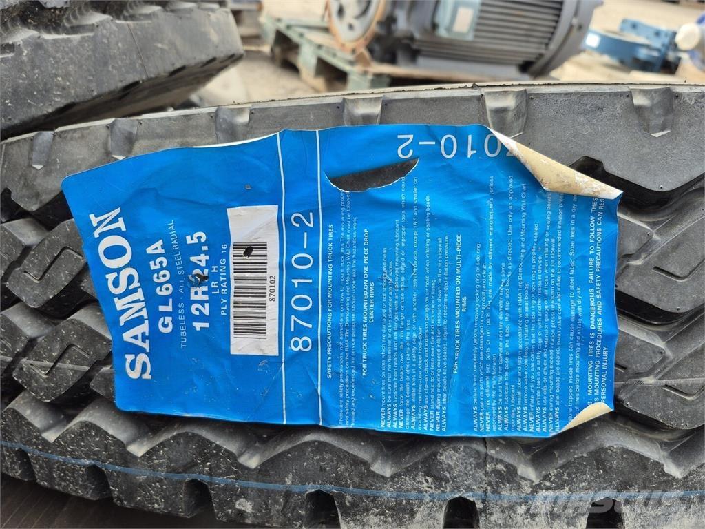 Samson GL665A 12R24.5 Banden, wielen en velgen