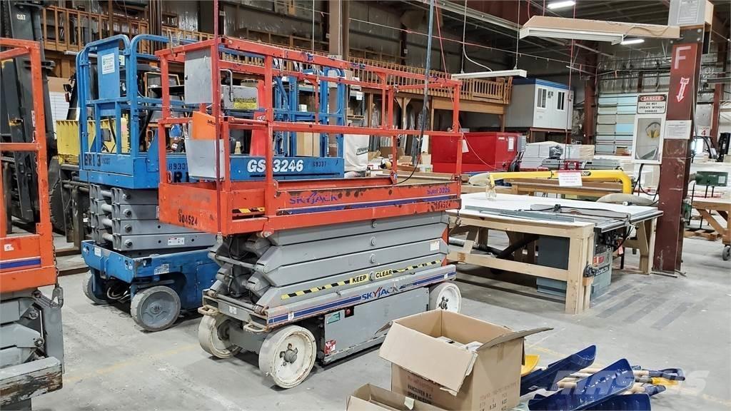 SkyJack SJIII 3226 Schaarhoogwerkers