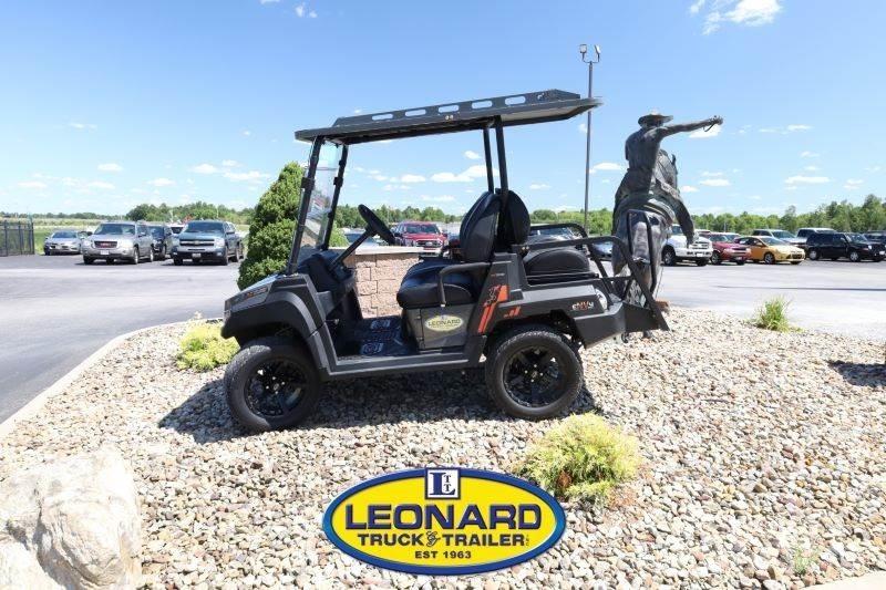  eNVy NV-4 Golfkarretjes / golf carts