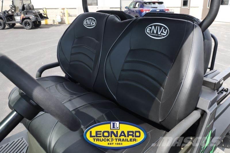  eNVy NV-4 Golfkarretjes / golf carts