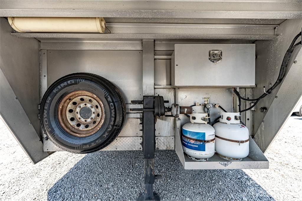 Merhow 3HLQ Veetransport oplegger