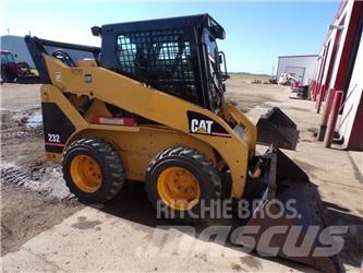 CAT 232 Schrankladers