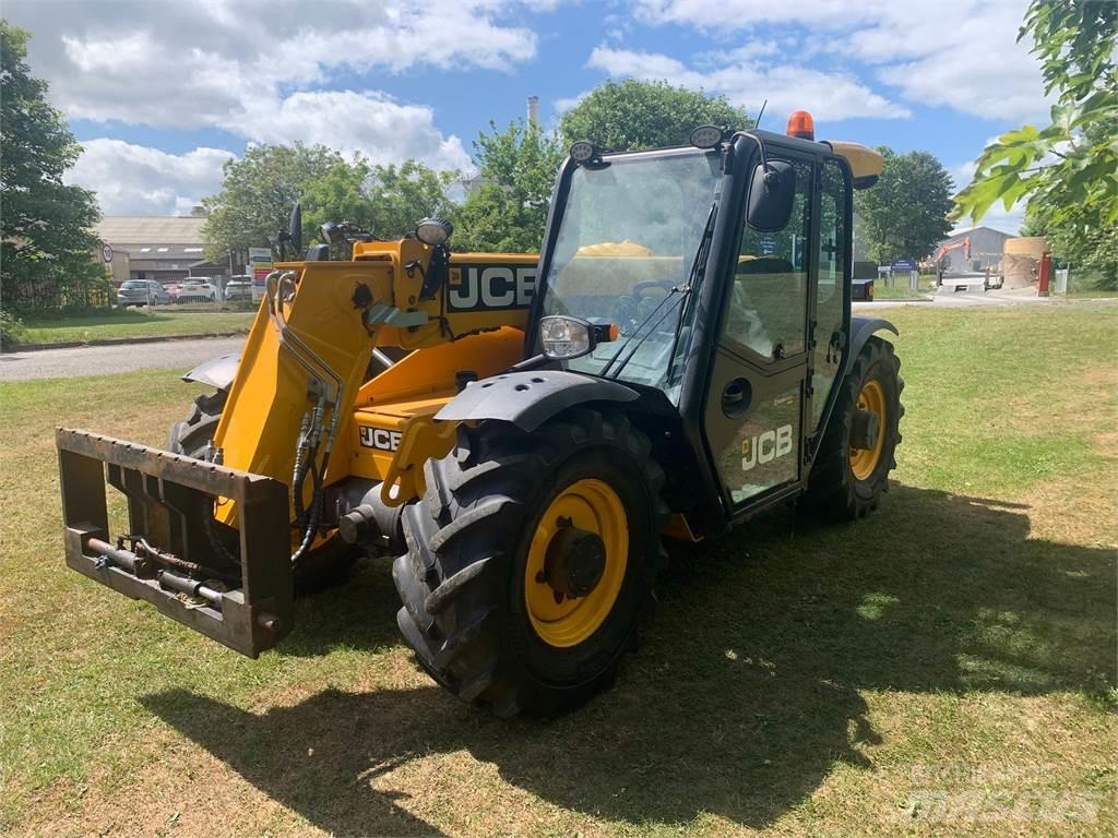 JCB 527-58 Verreikers