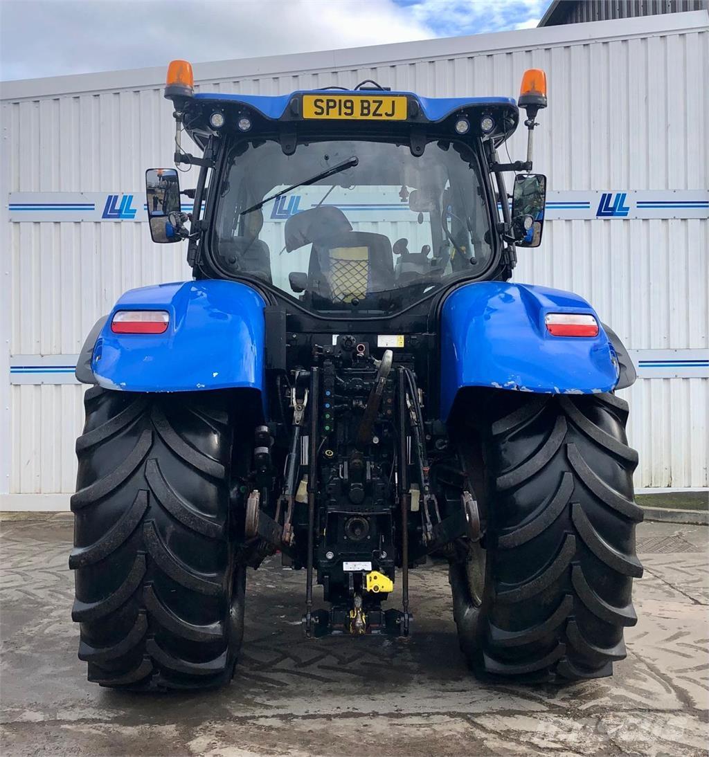 New Holland T6.180 Tractoren