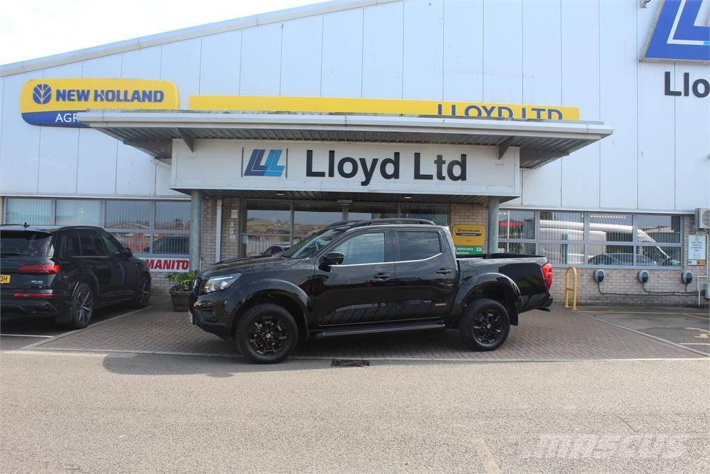 Nissan Navara Bestelwagens met open laadbak