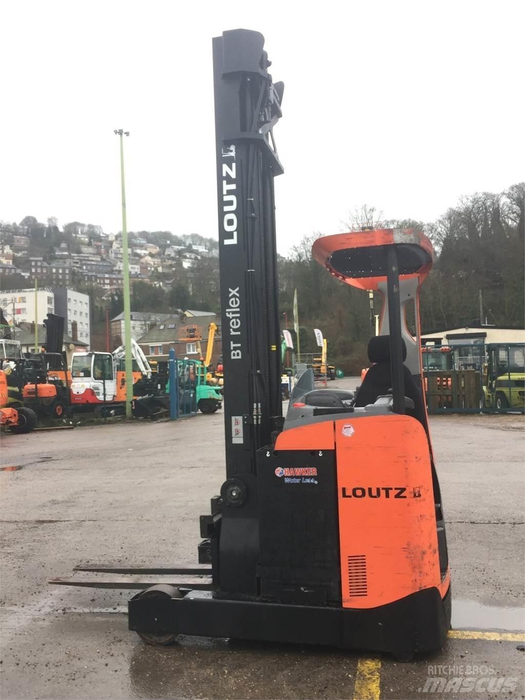 BT RRE160 Reachtruck voor hoog niveau
