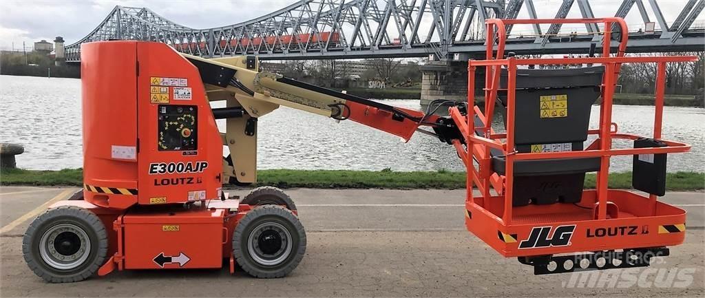JLG E300AJP Andere liften en hoogwerkers