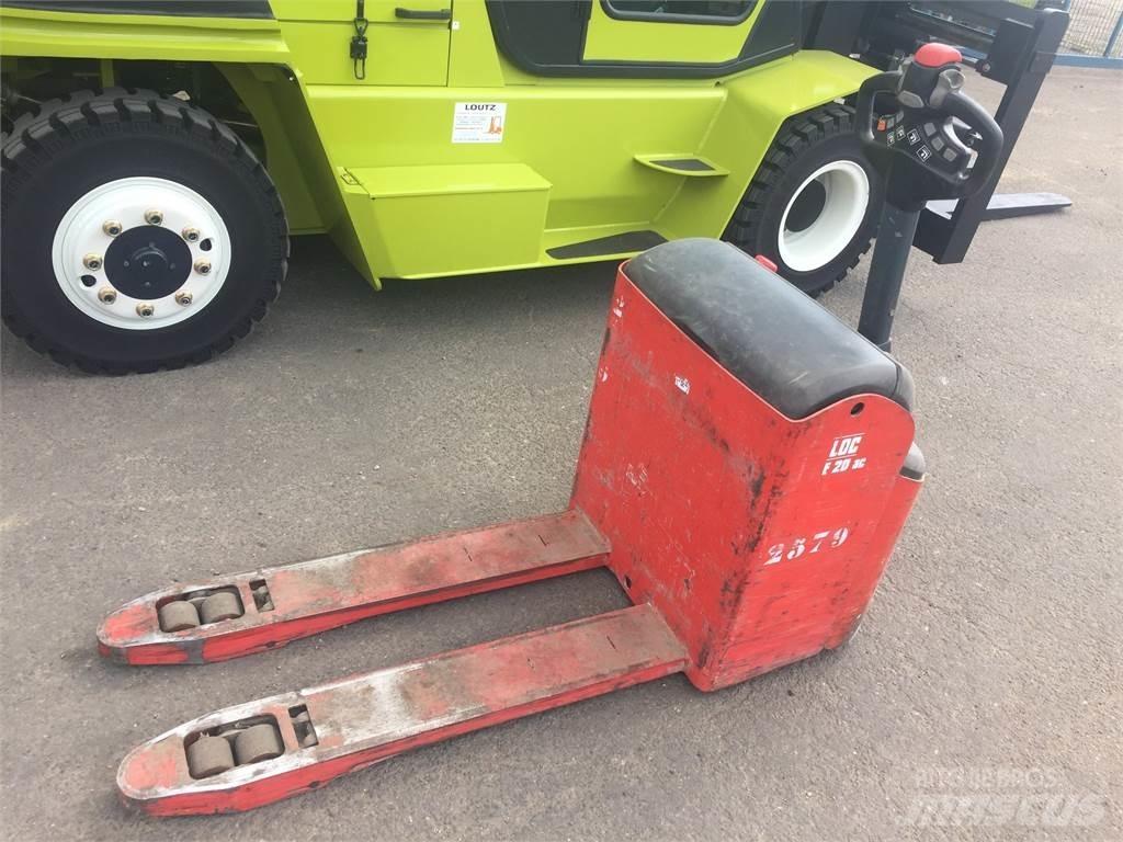 LOC E20 Stapelaar meeloop