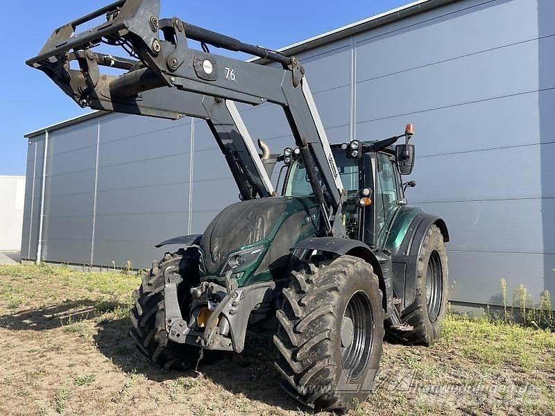 Valtra T174 Tractoren